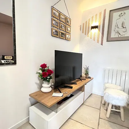 Magnifique ✶ A 7 Minutes Du Futuroscope ✶ アヴァントン